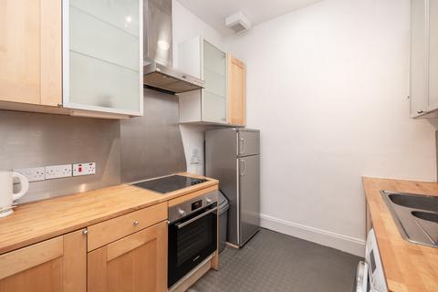 2 bedroom flat for sale, 81/7 (4F1) Grove Street, Haymarket, Edinburgh, EH3