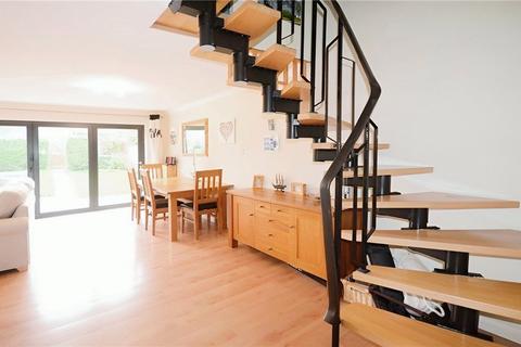 3 bedroom terraced house for sale, Basford Way, Windsor, Berkshire
