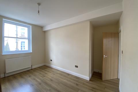 2 bedroom apartment to rent, Norwood Junction, London, SE25