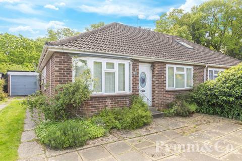 3 bedroom semi-detached bungalow for sale, Laurel Road, Norwich NR7