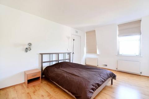 2 bedroom flat to rent, Eton College Road, Belsize Park, London, NW3