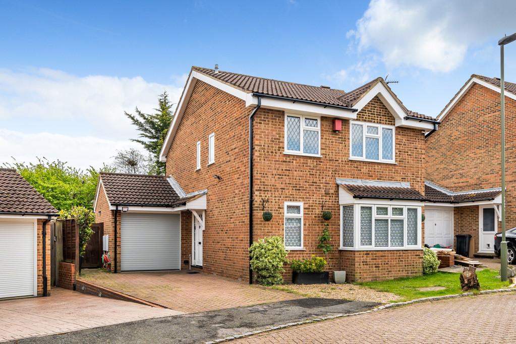 Windsor Close, Chislehurst 4 bed detached house for sale £835,000