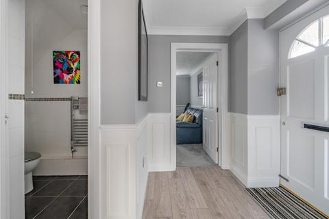 3 Windsor Close, Chislehurst, BR7 6TD