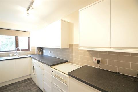 1 bedroom flat to rent, Collingwood Place, Walton-on-Thames, KT12