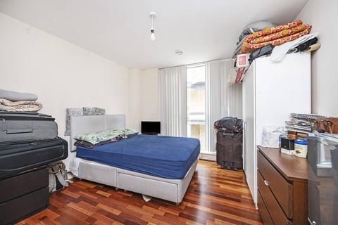 1 bedroom flat for sale, Richmond Road, Hackney, London, E8