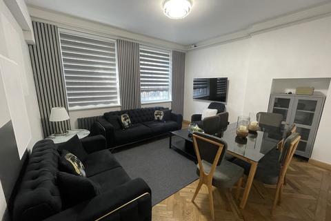 2 bedroom flat to rent, Campden Hill Road