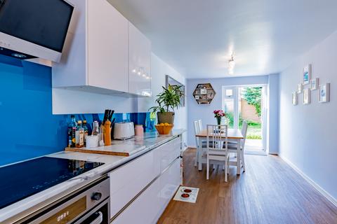 95 Clover Ground, Bristol, BS9 4UL