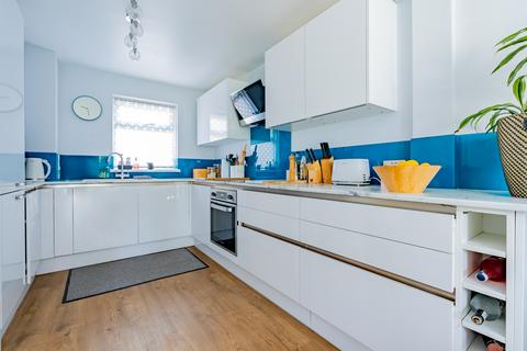 95 Clover Ground, Bristol, BS9 4UL