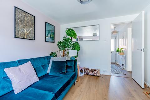 95 Clover Ground, Bristol, BS9 4UL