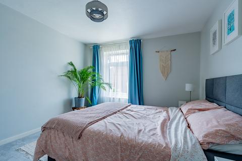 95 Clover Ground, Bristol, BS9 4UL