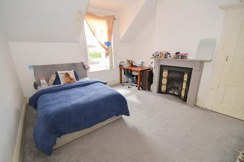4 bedroom terraced house for sale, Fox Street, Thornhill, Sunderland