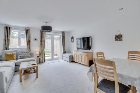 3 bedroom house for sale, Brompton Drive, Apperley Bridge, Bradford, West Yorkshire, BD10