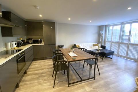 2 bedroom apartment to rent, Bridge Street, Staines-upon-Thames TW18