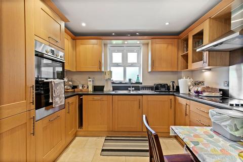 3 bedroom apartment for sale, Ashbourne House Lewes Road, East Grinstead RH19