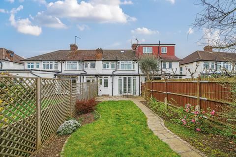 135 Wolsey Drive, Kingston Upon Thames, KT2 5DR