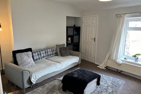 2 bedroom flat to rent, Maple Street, Ashington, NE63 0BN