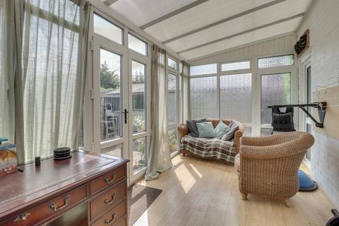 7 Cockshott Close, Armley, Leeds, LS12 2RJ
