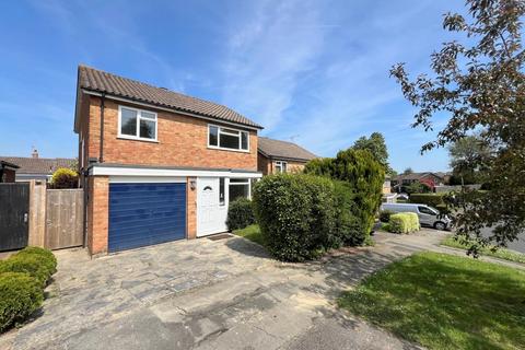 3 bedroom detached house to rent, The Coppice, Pembury