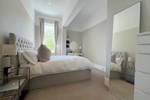 2 bedroom flat to rent, York Road, Tunbridge Wells