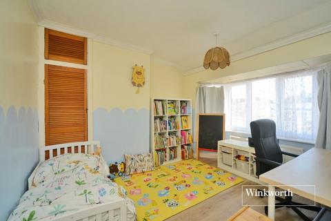 92 Egham Crescent, Cheam, Sutton, SM3 9AW