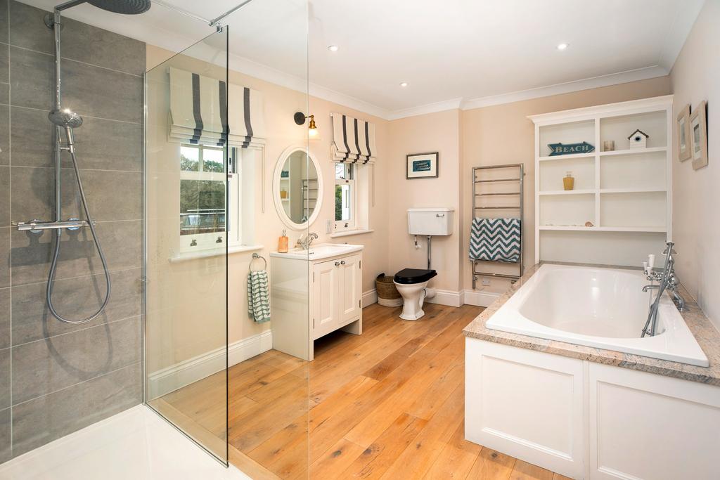Family bathroom