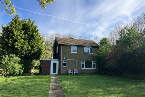 3 bedroom detached house to rent, Broadmead Road, Stewartby, Bedford, Bedfordshire