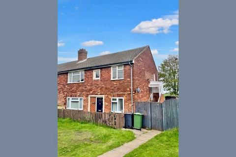 2 bedroom maisonette to rent, Sadler Road, Walsall, West Midlands