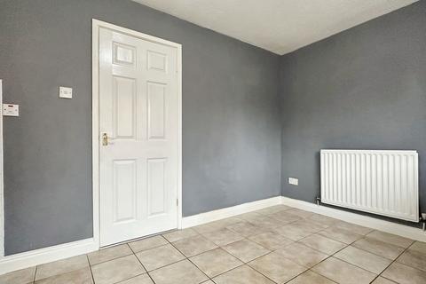70 Agincourt, Hebburn, NE31 1AW
