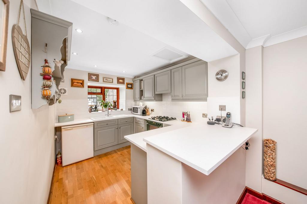 Dining kitchen