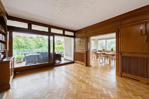 3 bedroom apartment for sale, Imperial Court, London, NW8