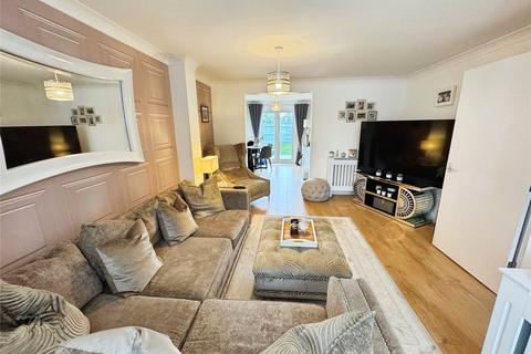 3 bedroom end of terrace house for sale, Peake Avenue, Kirby Cross, Frinton-on-Sea
