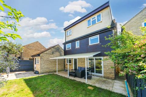 5 bedroom detached house for sale, Burwell Meadow,  Witney,  OX28