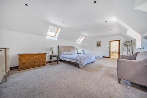 6 bedroom cottage to rent, Adderbury,  Oxfordshire,  OX17