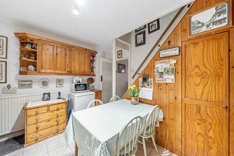 112 Brighton Road, Godalming, GU7 1PL