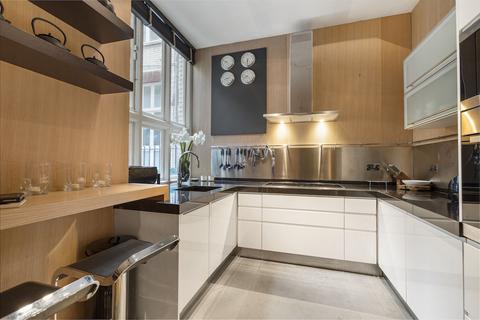 3 bedroom apartment to rent, Cadogan Square, London SW1X