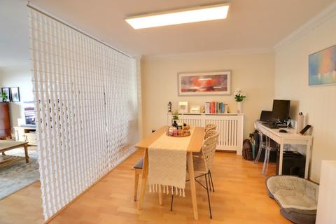 2 bedroom apartment for sale, LOCK APPROACH, PORT SOLENT