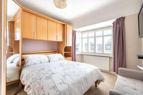 239 Empire Road, Perivale, Greenford, UB6 7HB