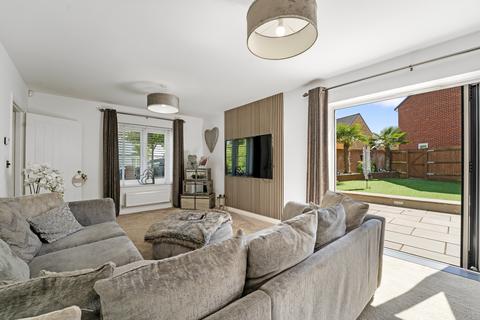 4 bedroom detached house for sale, Wiltshire Gardens,  Ashford, TN25