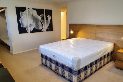 3 bedroom flat for sale, 11, HANOVER SQUARE, LEEDS, LS3