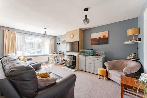 4 bedroom end of terrace house for sale, Ormesby Road, Badersfield