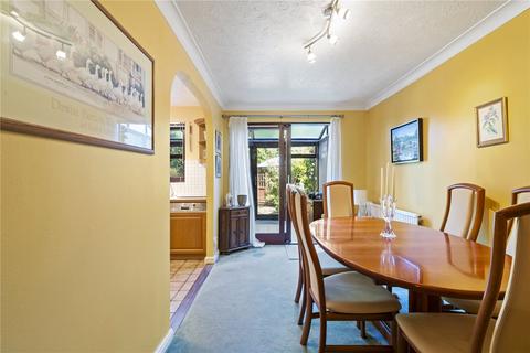 25 Albany Mews, Kingston Upon Thames, KT2 5SL