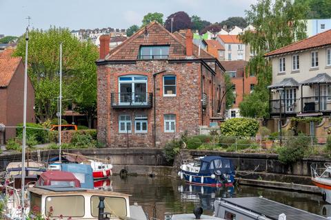 2 bedroom duplex for sale, Pooles Wharf, Bristol