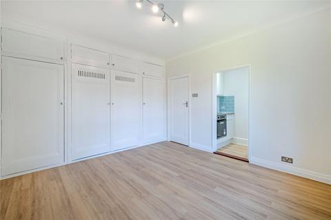 Studio to rent, Holmefield Court, Belsize Grove, NW3