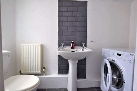 42 Calton Road, Gloucester, GL1 5DY