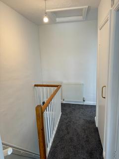 2 bedroom terraced house to rent, Y Ffor, Pwllheli LL53