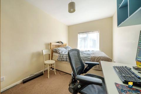 3 bedroom flat for sale, Guildford, Surrey GU1