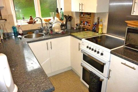 2 bedroom semi-detached house to rent, Stoke Valley Road, Exeter