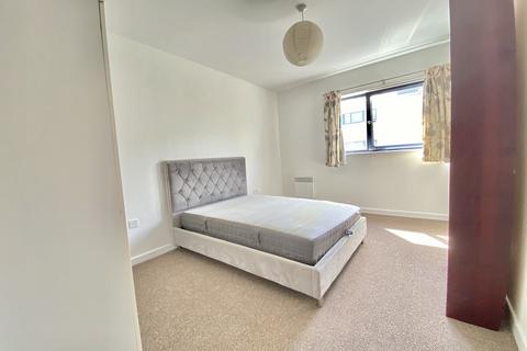 2 bedroom apartment to rent, Copenhagen Place, London E14