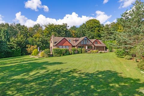 5 bedroom detached house for sale, High Broom Lane, East Sussex TN6