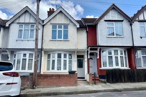 3 bedroom terraced house to rent, Burch Road, Northfleet, Gravesend, Kent, DA11 9NF